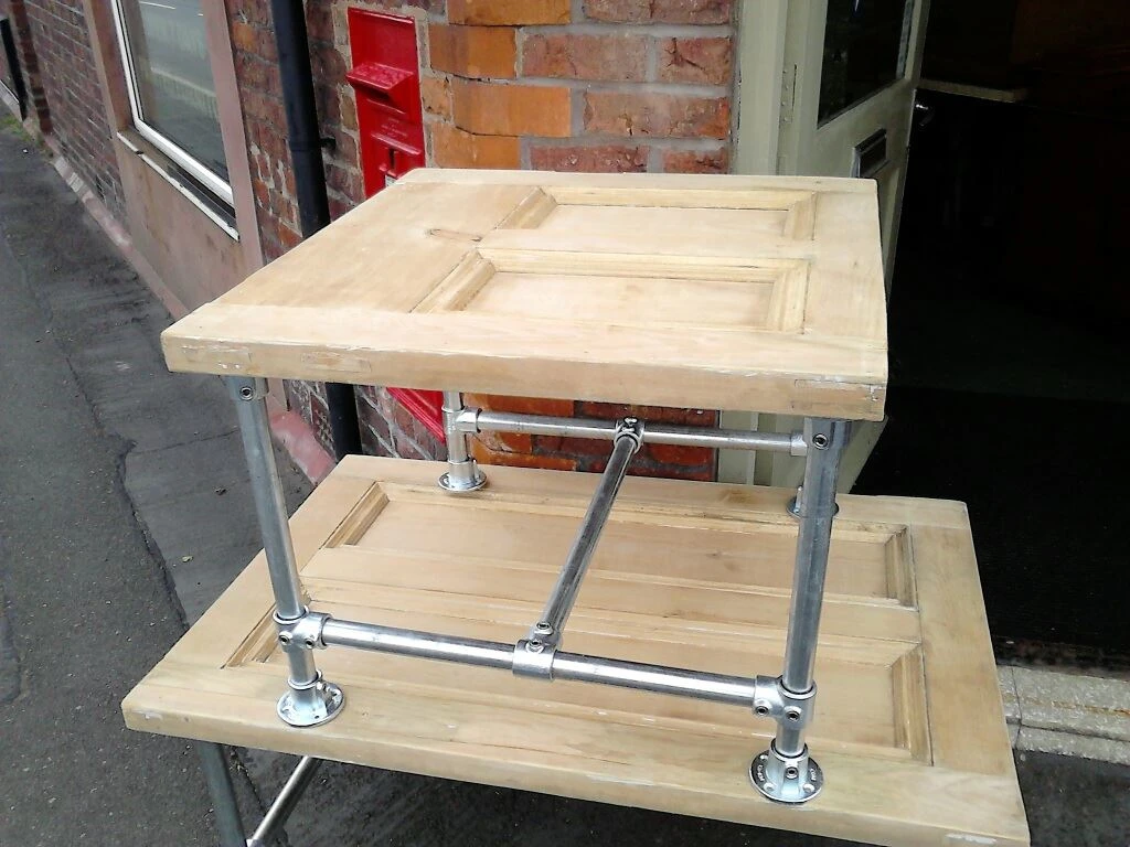 A sidetable made from Interclamp fittings and reclaimed timber